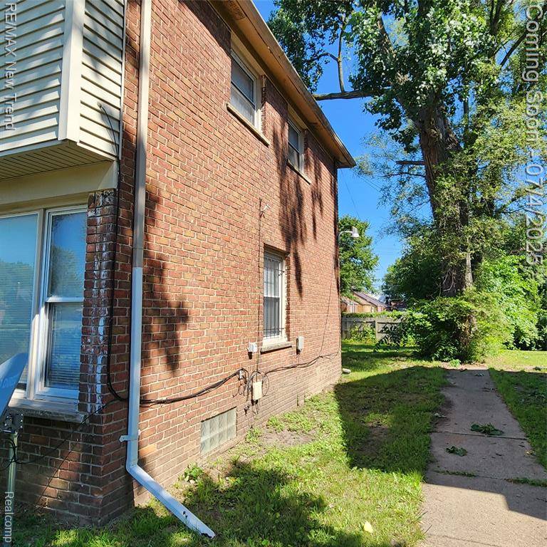 Detroit, MI 48219,20834 Pembroke Avenue