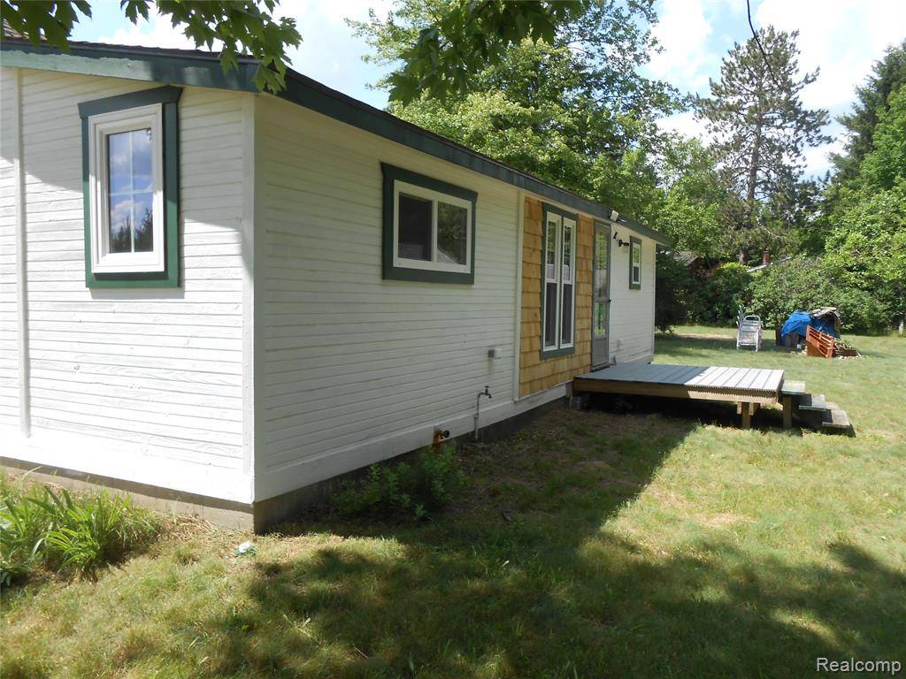 Lexington, MI 48450,8027 Lakeshore Road