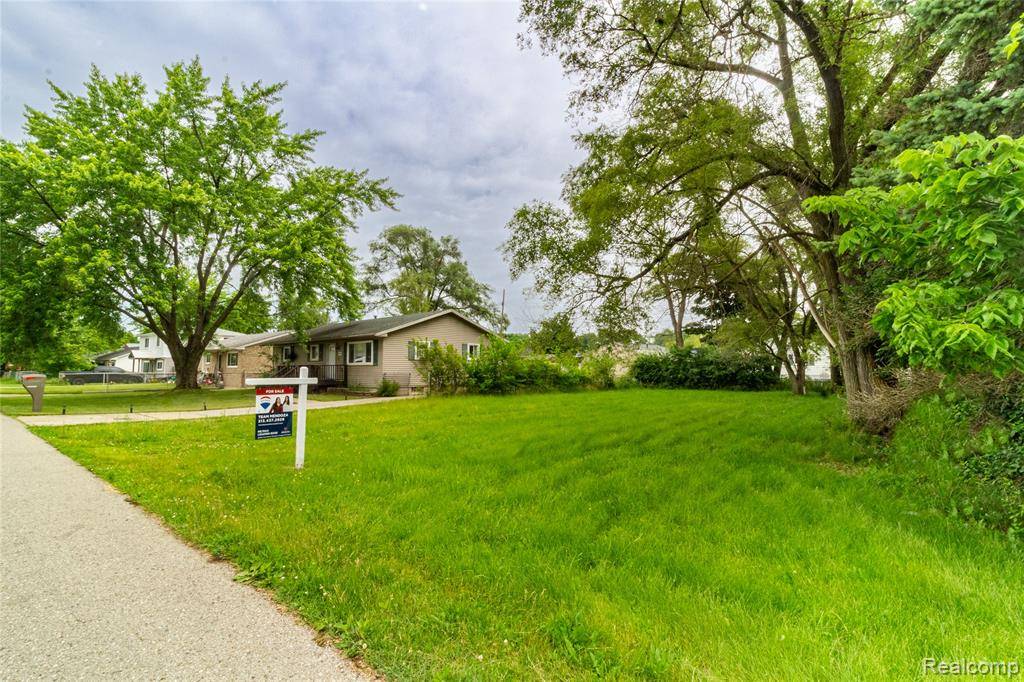 Ypsilanti, MI 48198,361 Greenlawn Street