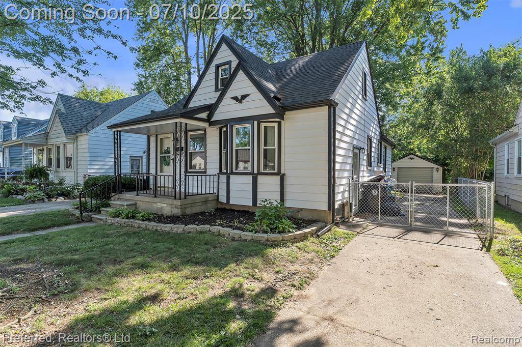 Redford, MI 48239,9624 Columbia