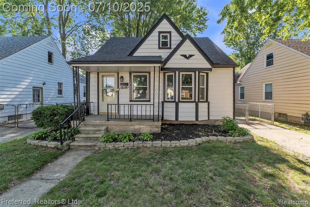 Redford, MI 48239,9624 Columbia