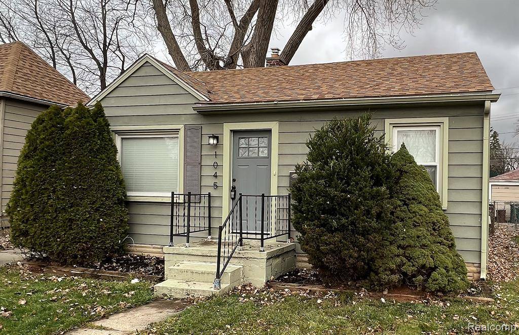 Ferndale, MI 48220,1045 E BRECKENRIDGE Street