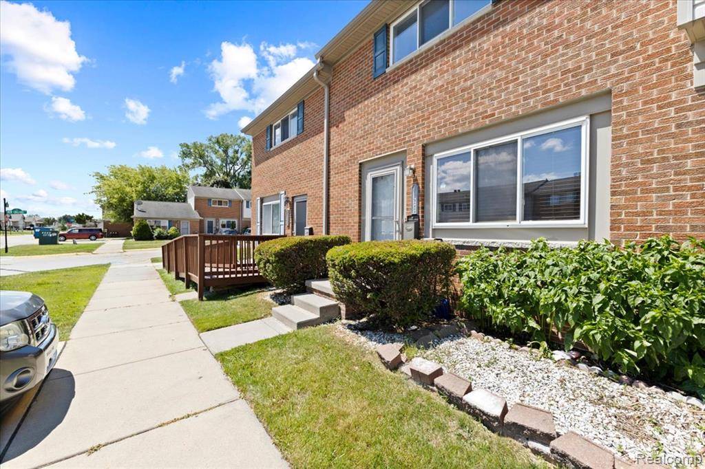 Roseville, MI 48066,25633 Salem Street