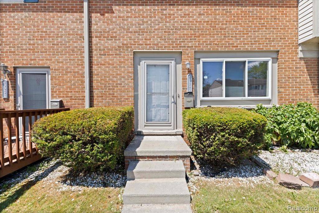 Roseville, MI 48066,25633 Salem Street