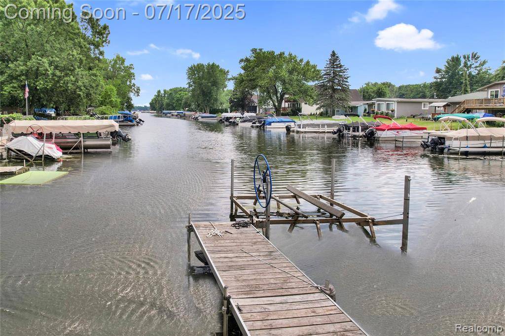 Pinckney, MI 48169,1890 Darwin Road