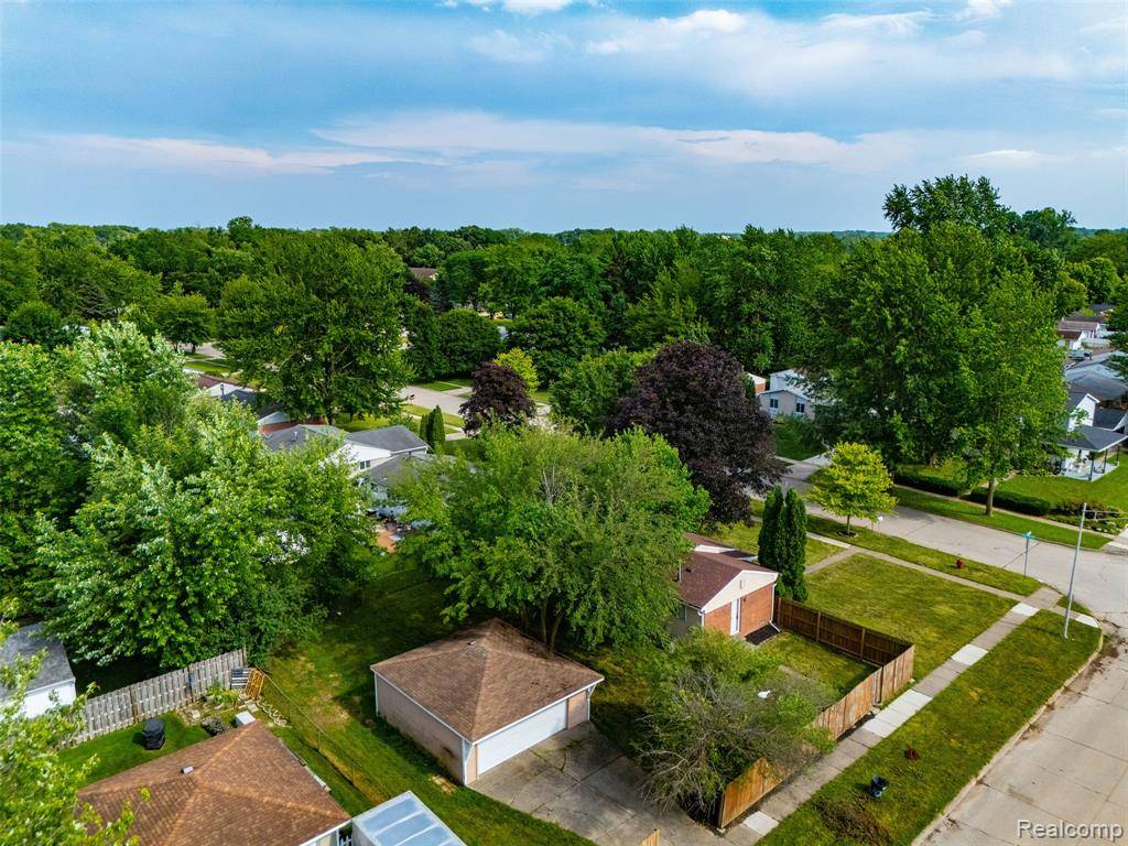 Belleville, MI 48111,42078 Arthur Street