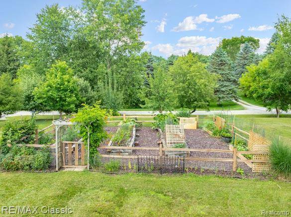 Brighton, MI 48114,1318 Gray Haven Lane