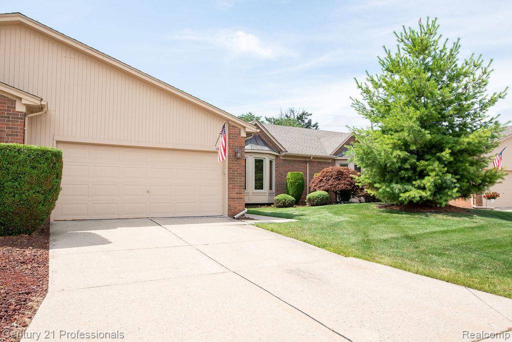 Clinton Twp, MI 48038,19040 Fortuna S Drive