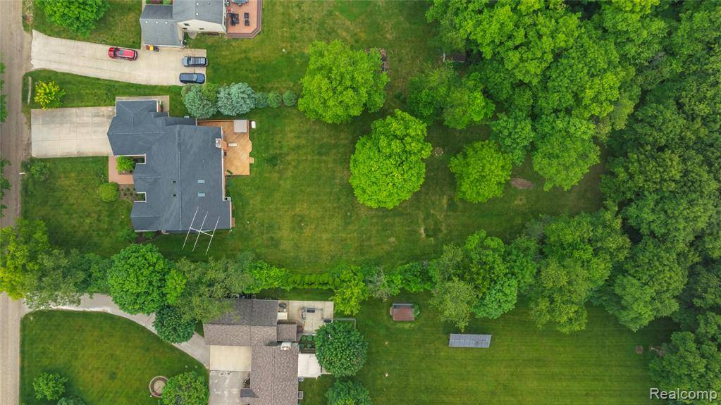 Farmington Hills, MI 48331,28468 SCHROEDER Street