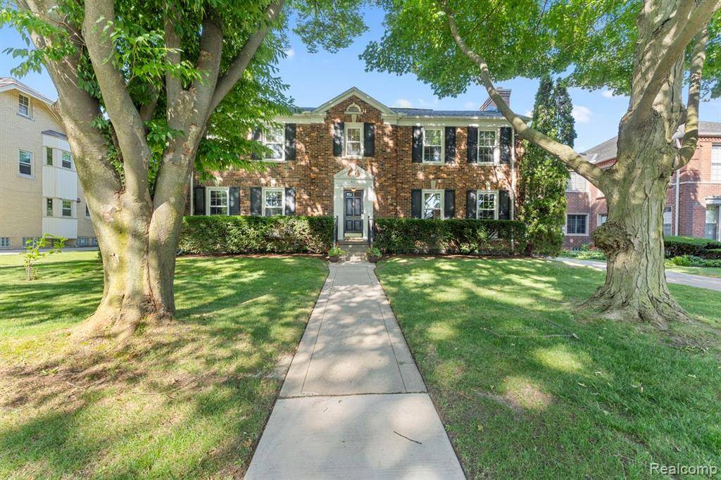 Grosse Pointe, MI 48230,450 Neff Road