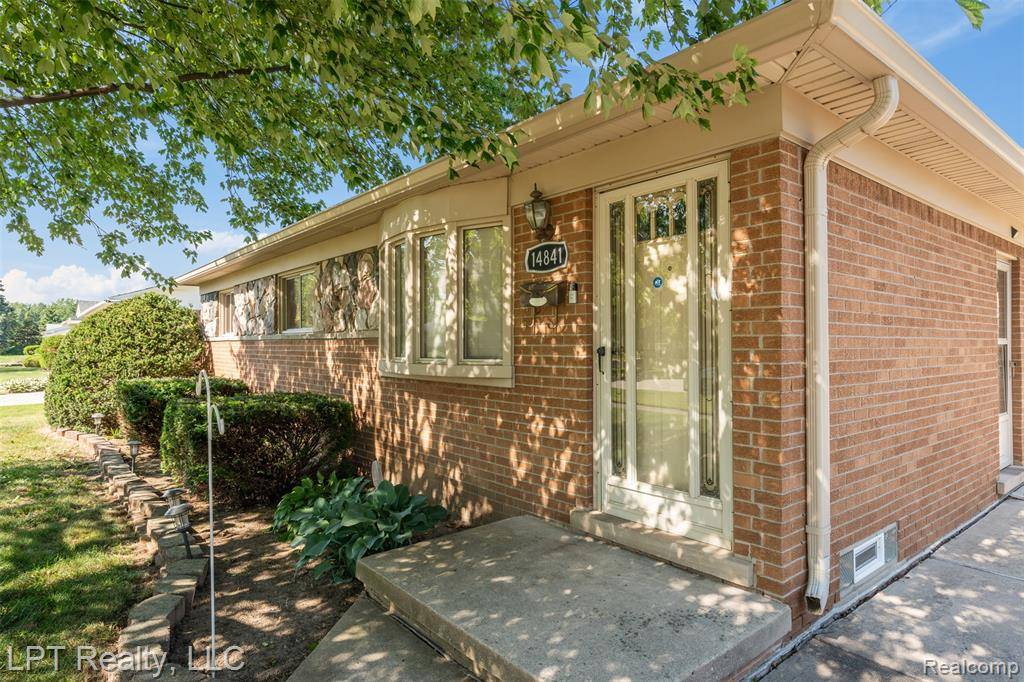 Southgate, MI 48195,14841 Maywood Street