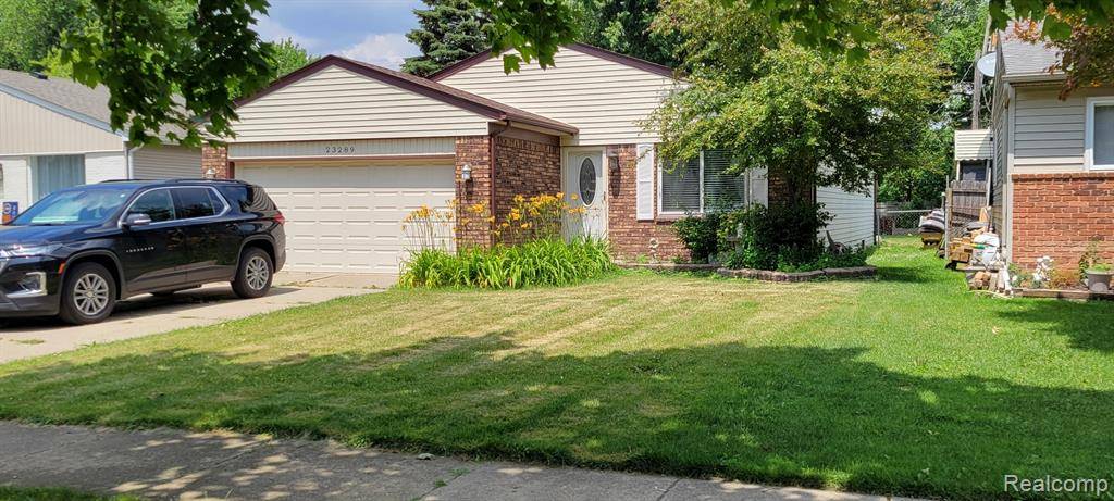 Clinton Twp, MI 48035,23289 Deanhurst Street