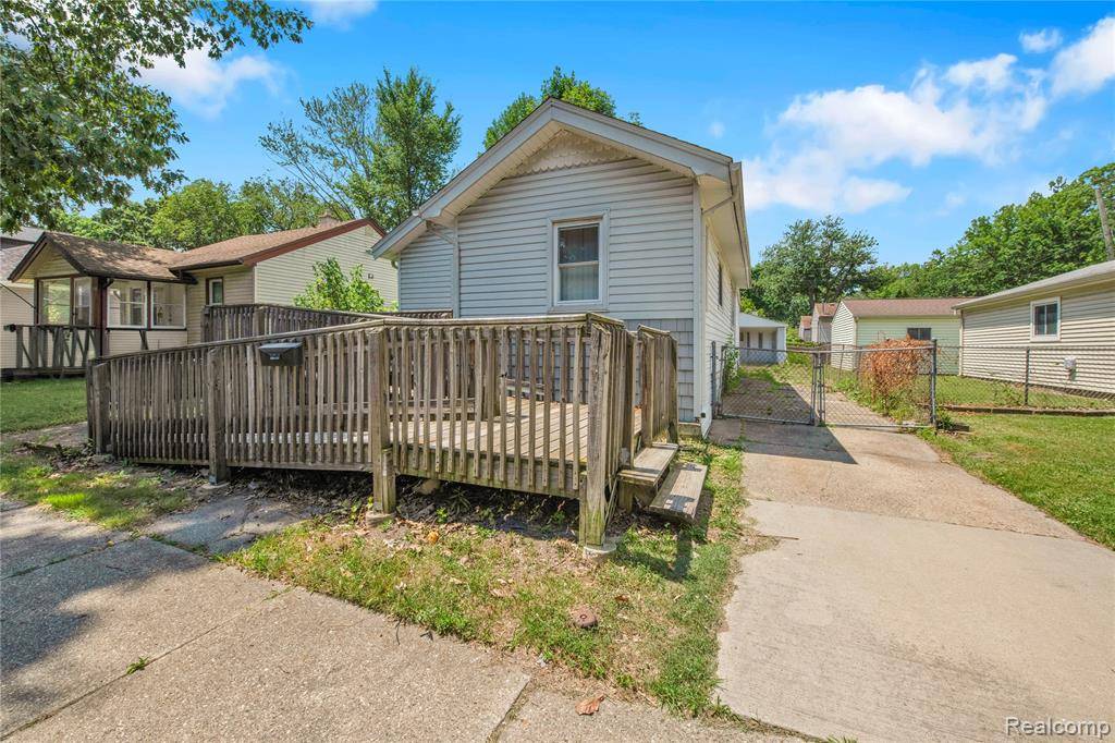 Ferndale, MI 48220,2147 Romeo Street