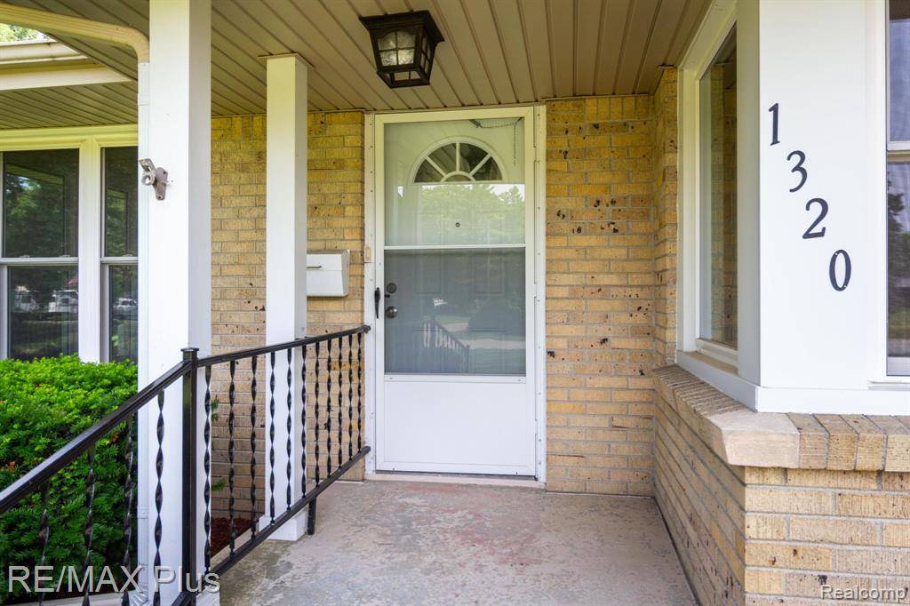 Burton, MI 48509,1320 Kra Nur Drive