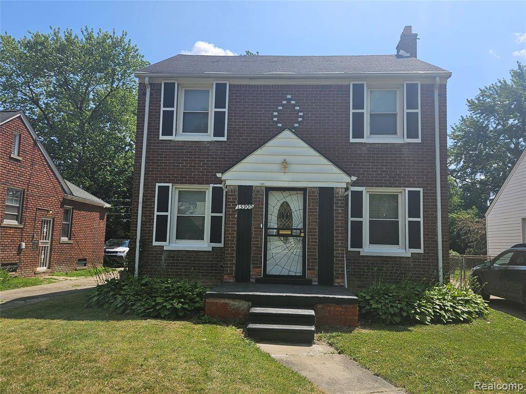 Detroit, MI 48227,15900 Murray Hill Street