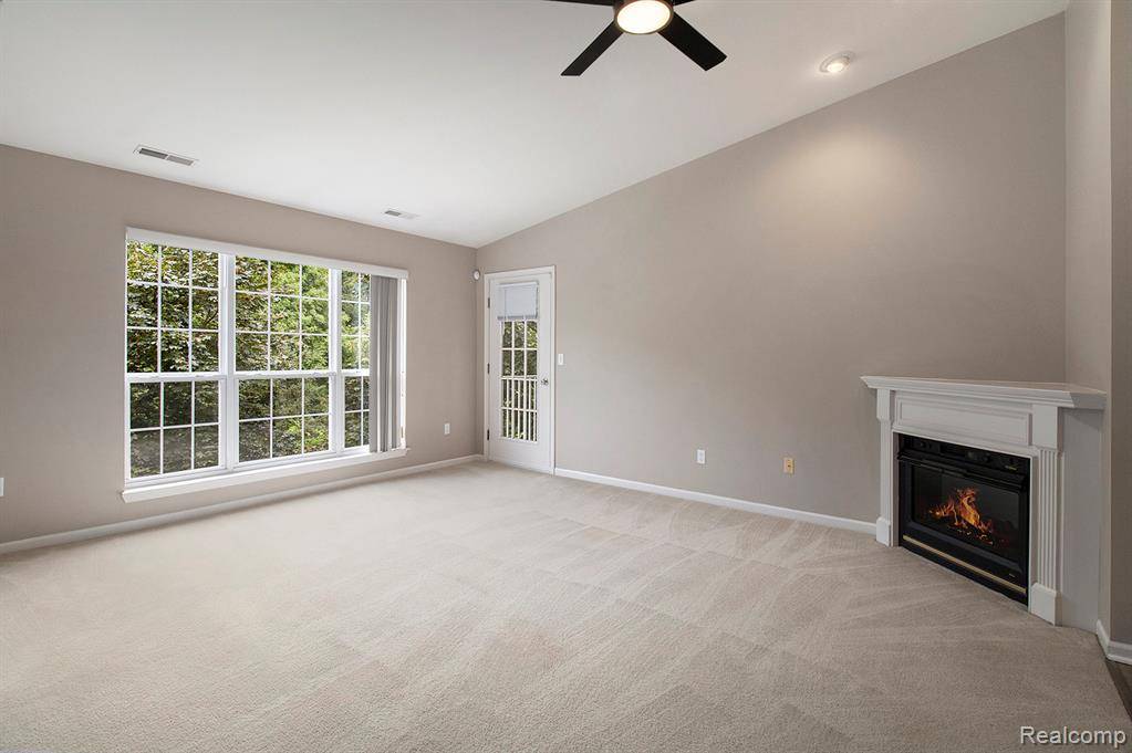 Novi, MI 48390,15209 Chesapeake Circle