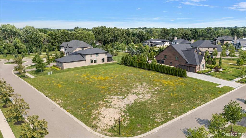 West Bloomfield, MI 48302,3247 Baron Drive