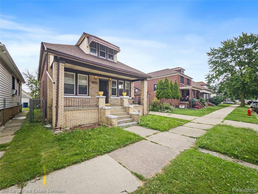Grosse Pointe, MI 48212,12080 Saint Aubin Street