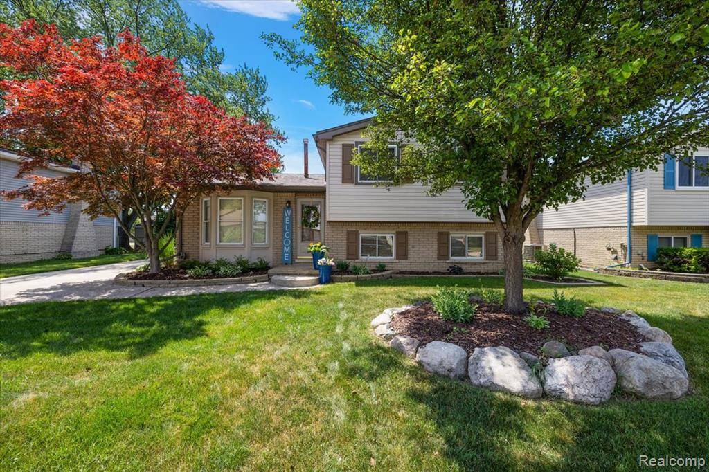 Fraser, MI 48026,17194 Anita Ave