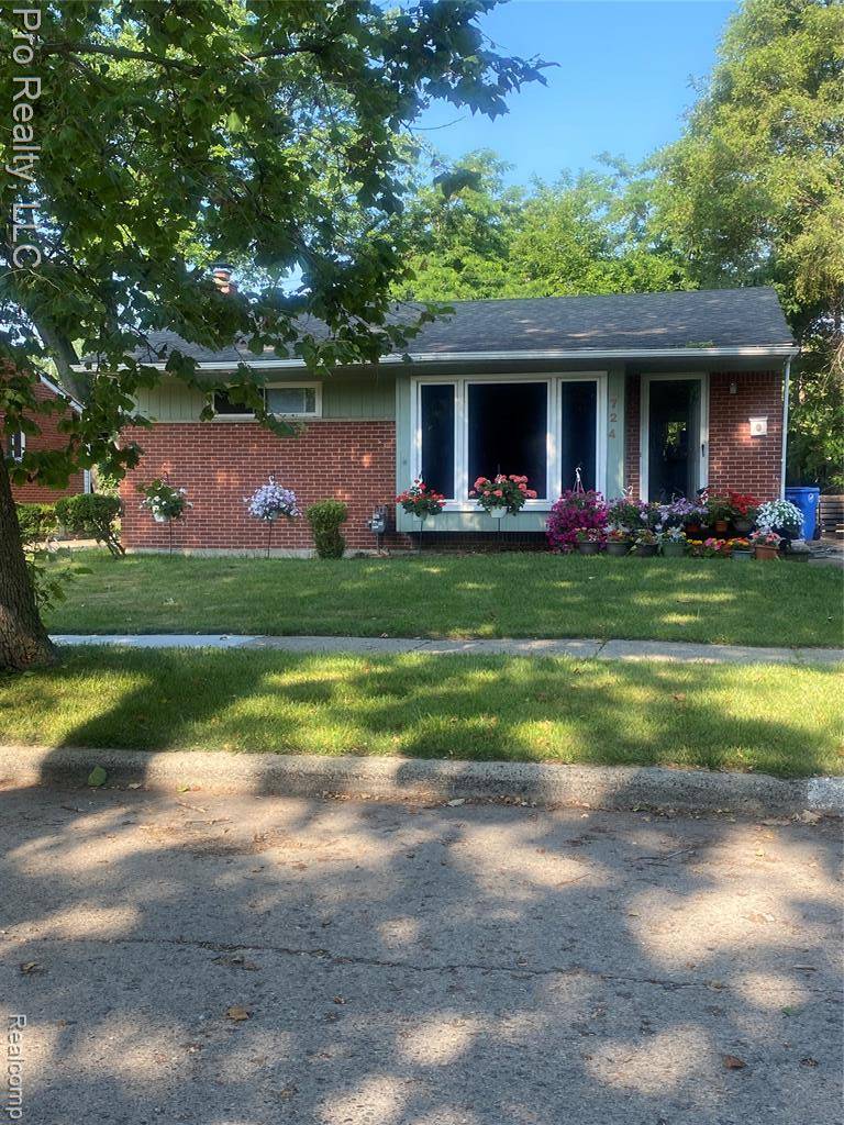 Inkster, MI 48141,724 Clair Street