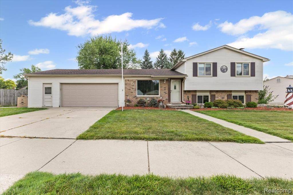 Woodhaven, MI 48183,22031 Birch Street