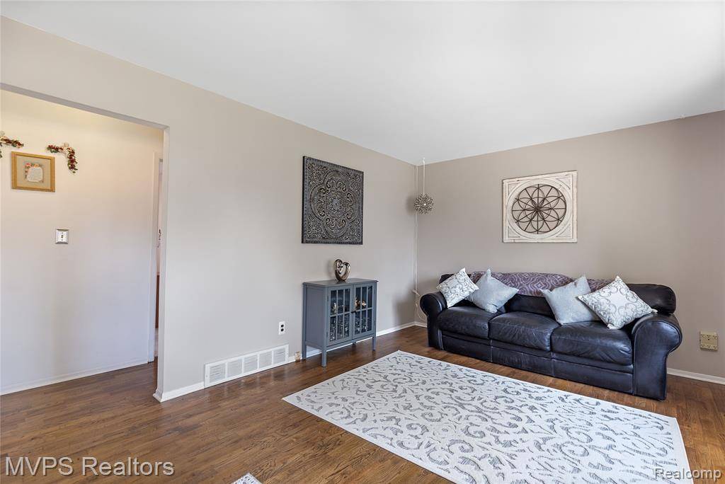Sterling Heights, MI 48312,12077 Brougham Drive