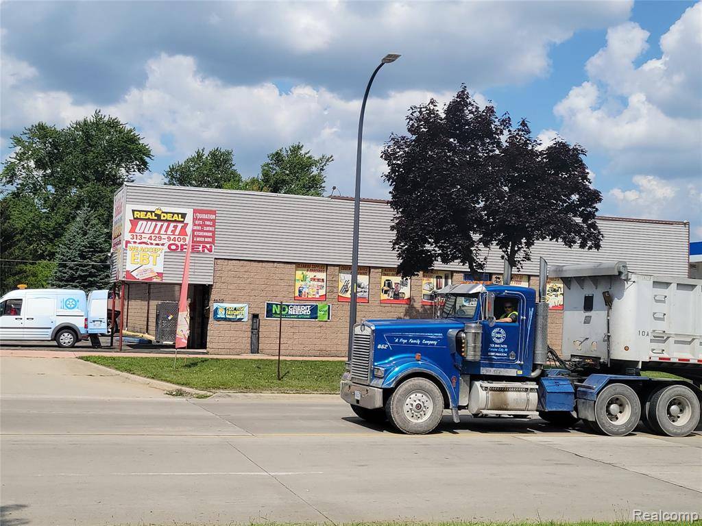 Dearborn Heights, MI 48125,4650 S Beech Daly Street