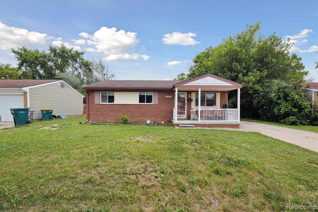 Westland, MI 48174,15447 Taft Street