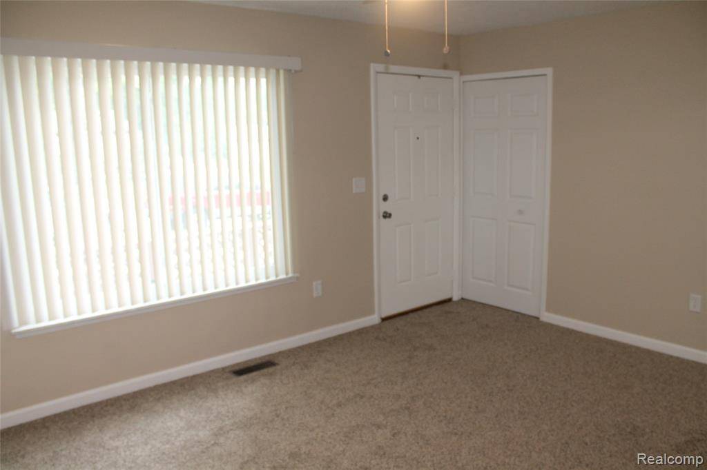 Romulus, MI 48174,15812 Orchard Street