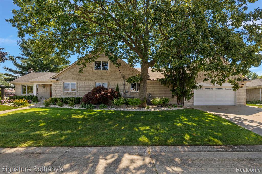 Harrison Township, MI,38008 Seaway Court