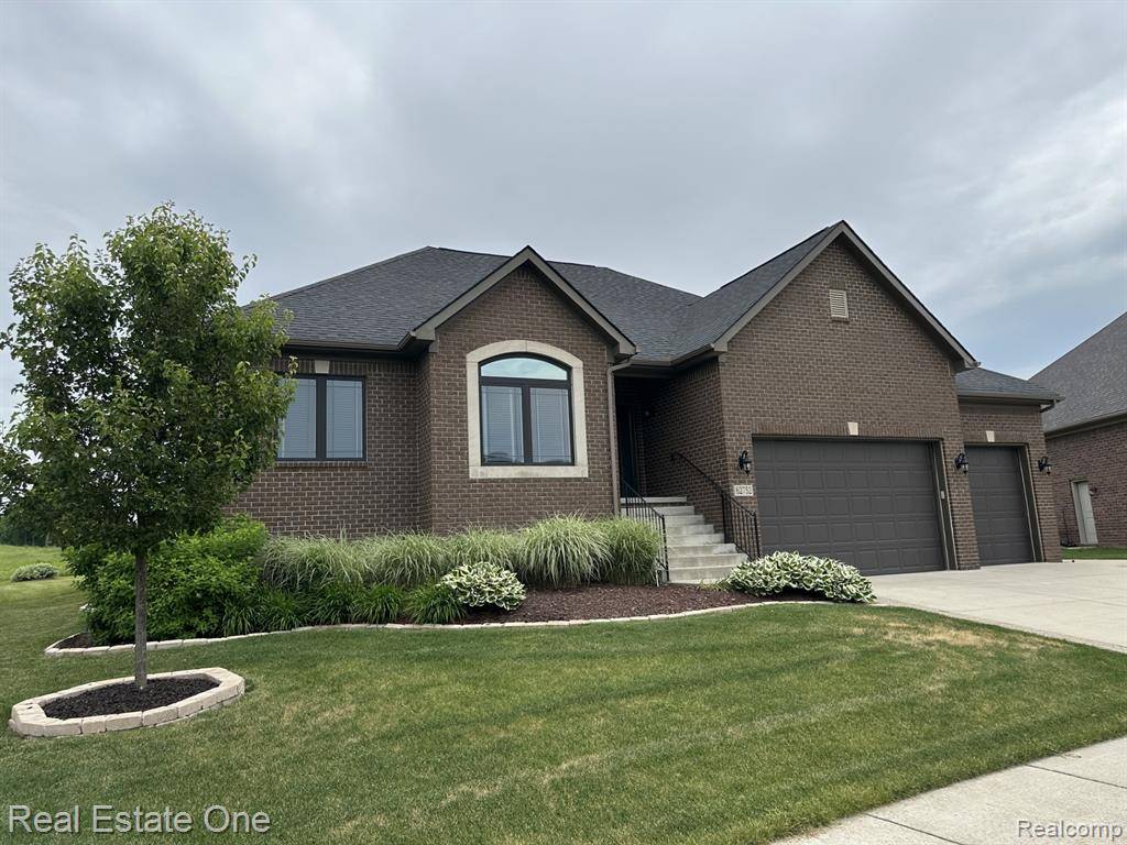 Washington, MI,62752 Sawgrass Drive