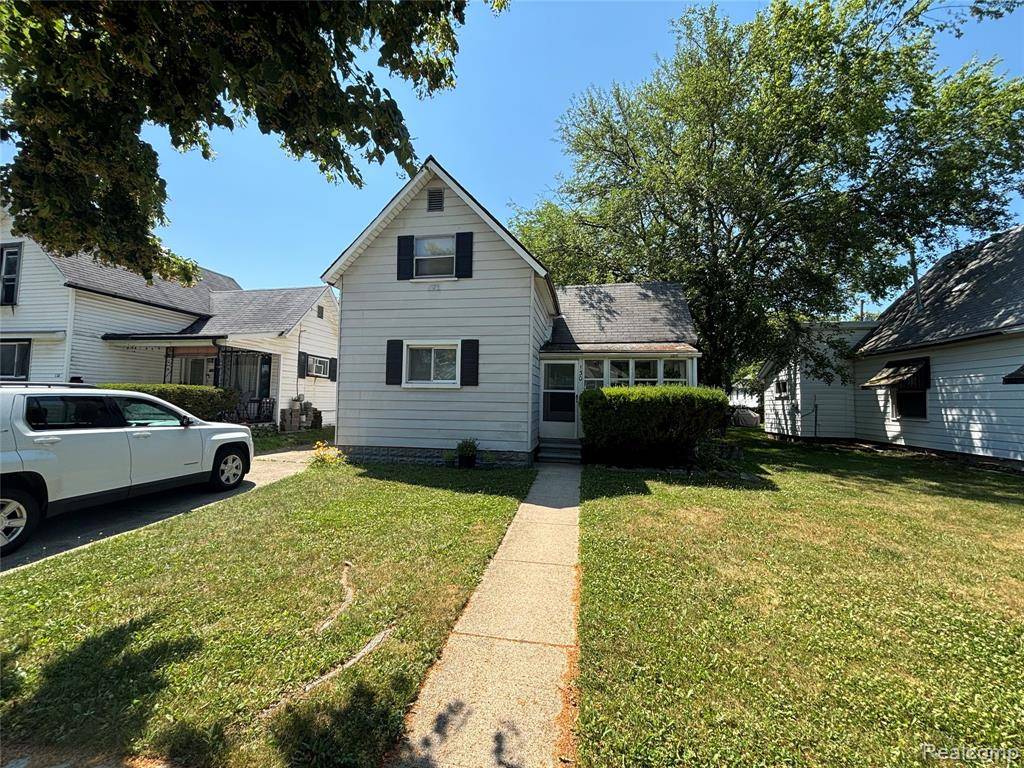 Warren, MI 48043,130 Meadle Street