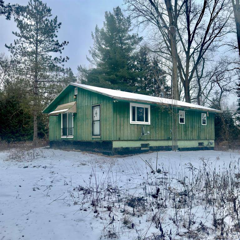 Montrose, MI 48457,14108 SHERIDAN Road