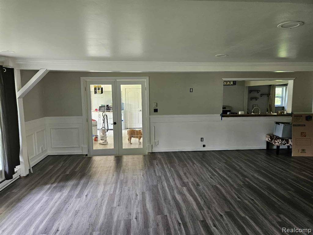 Columbiaville, MI 48421,3490 Levalley Road