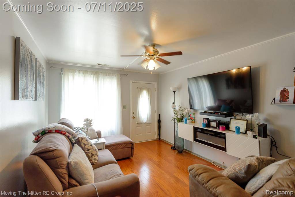 Belleville, MI 48111,709 Estrada Drive