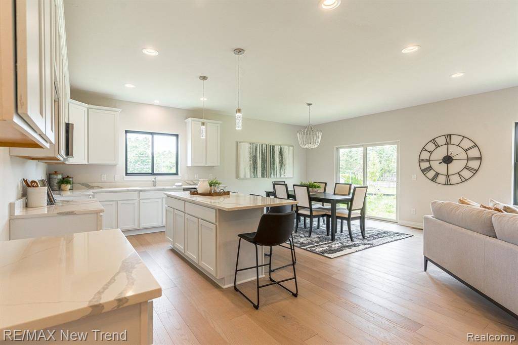 Wixom, MI 48393,3184 ROMA Court