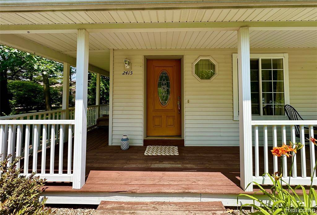 Pinckney, MI 48169,2415 Spartans Trail