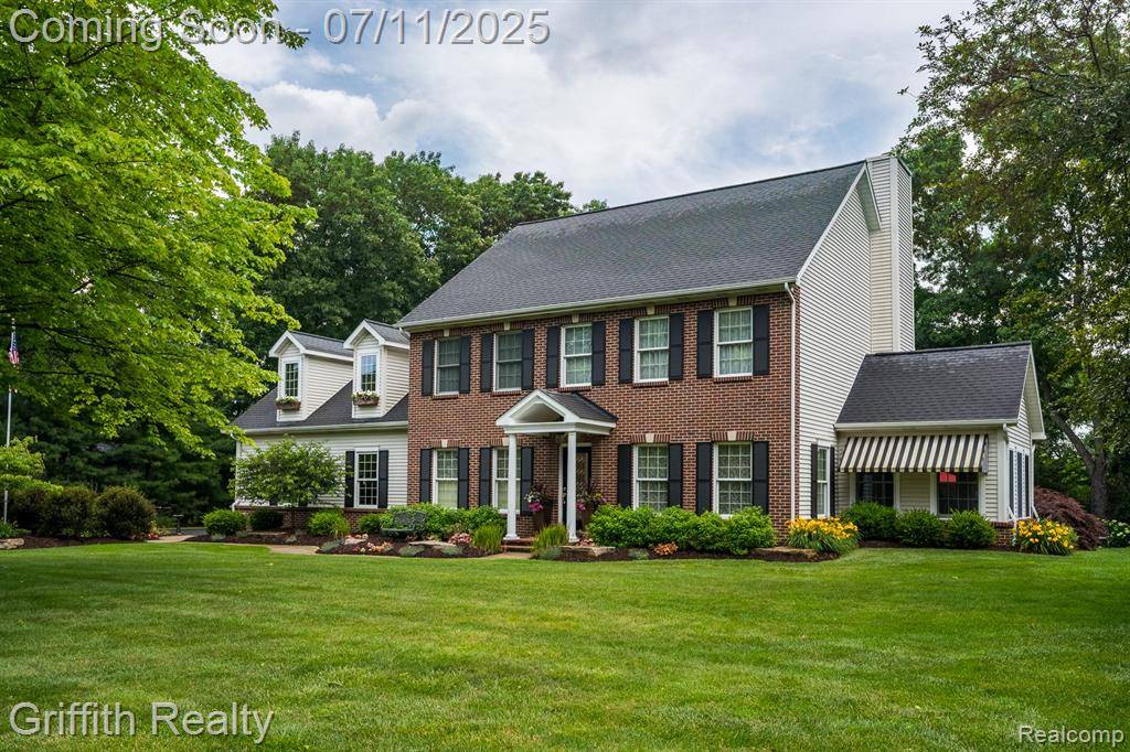 Brighton, MI 48116,7668 Hunters Pointe