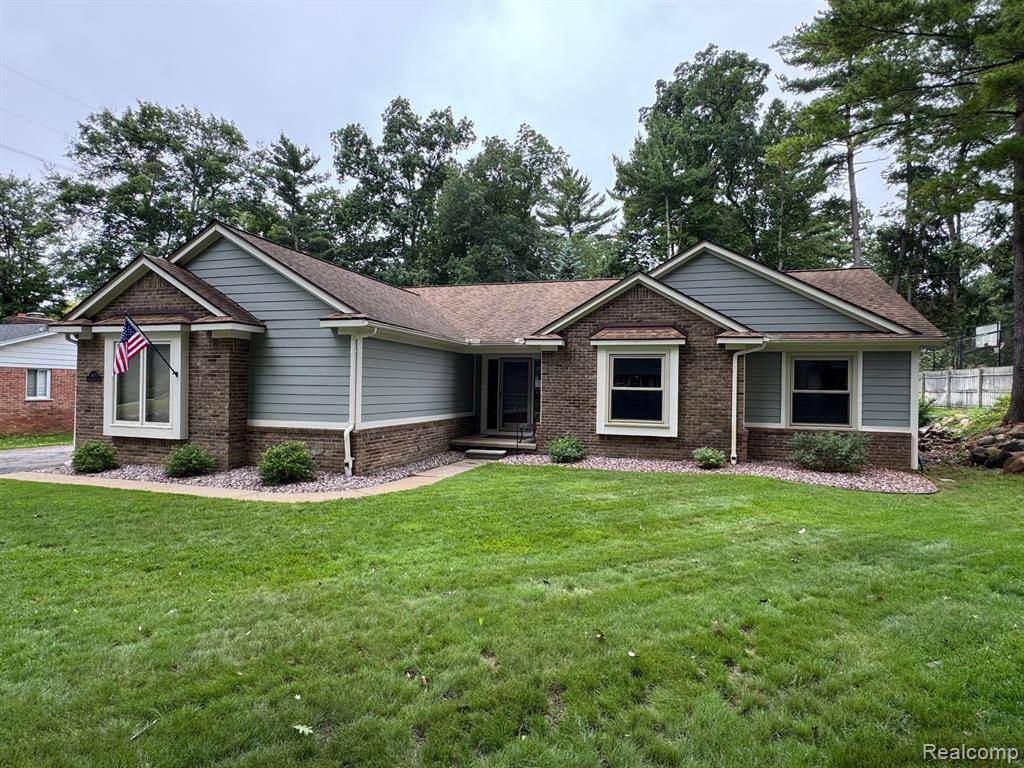 Clarkston, MI,5851 Kingfisher Lane