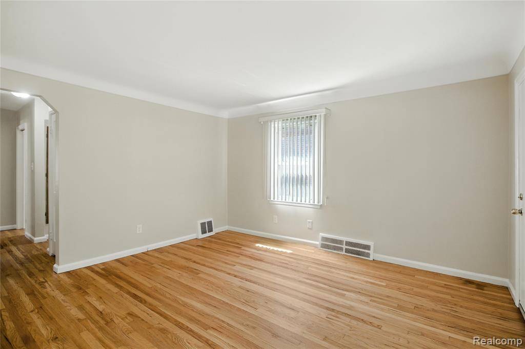 Southgate, MI 48101,14888 Belmont Avenue