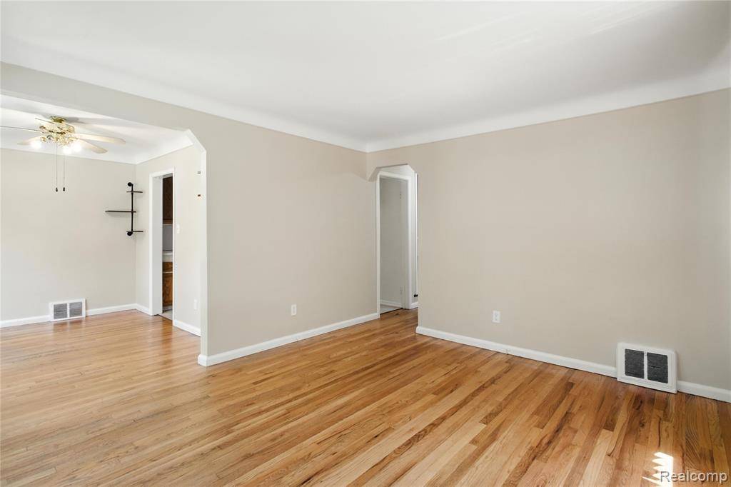 Southgate, MI 48101,14888 Belmont Avenue