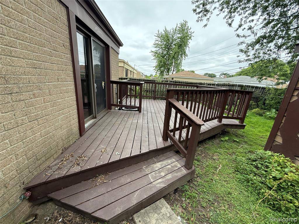 Roseville, MI 48066,16061 Common Road