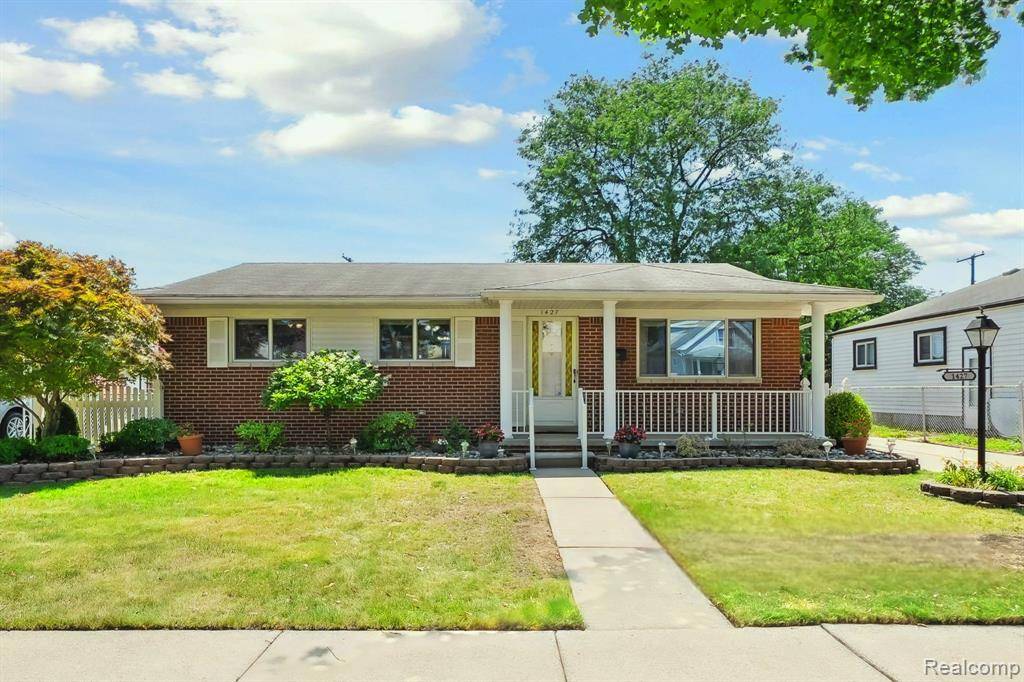 Taylor, MI 48146,1427 Marion Avenue
