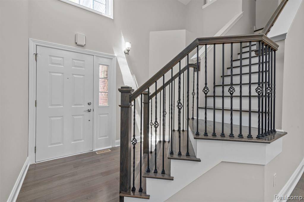 Ann Arbor, MI 48105,4350 Pine Ridge Ct UNIT 55