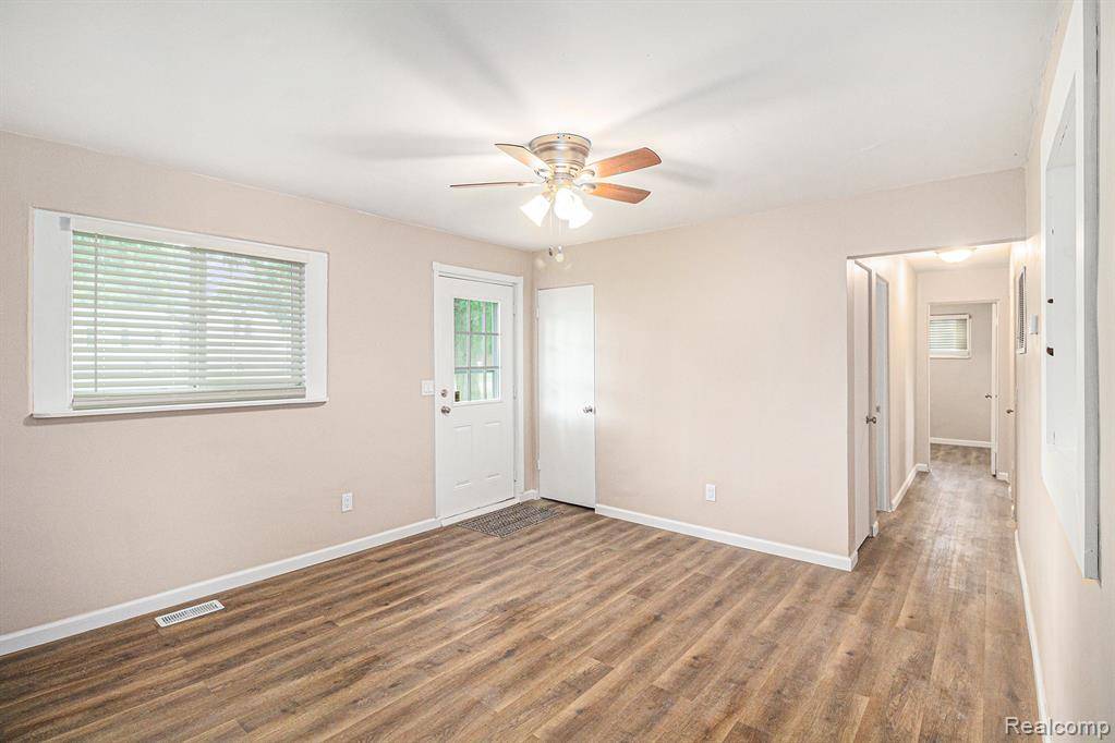 Burton, MI 48458,1297 Garfield Avenue