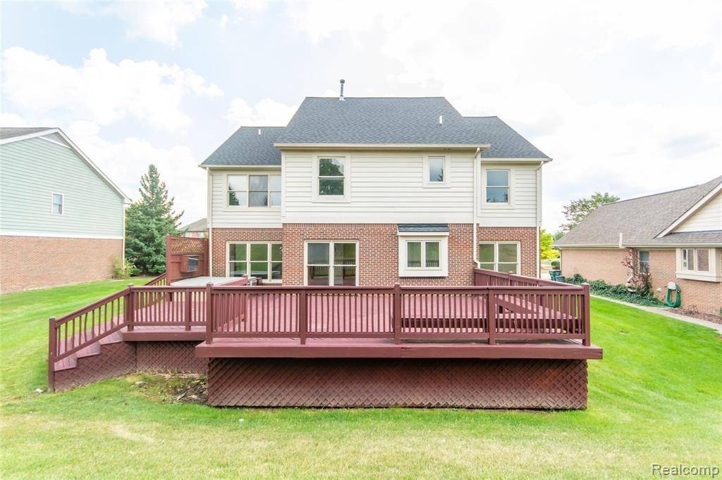 Plymouth, MI 48170,51334 W HILLS Drive