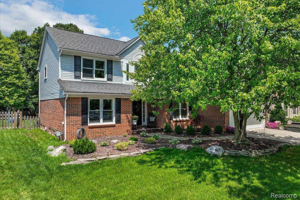 Canton, MI 48187,45912 Larchmont Drive