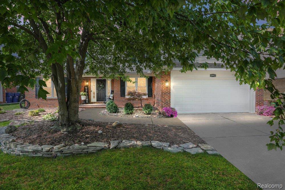 Canton, MI 48187,45912 Larchmont Drive