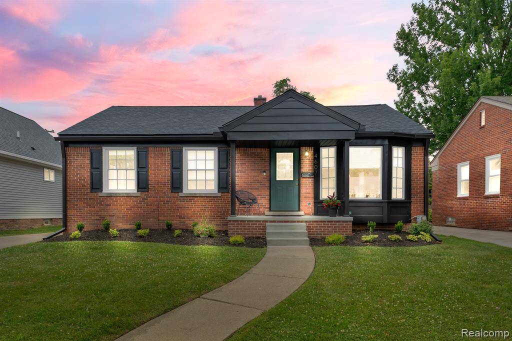 Royal Oak, MI 48073,4607 ROBINWOOD Avenue