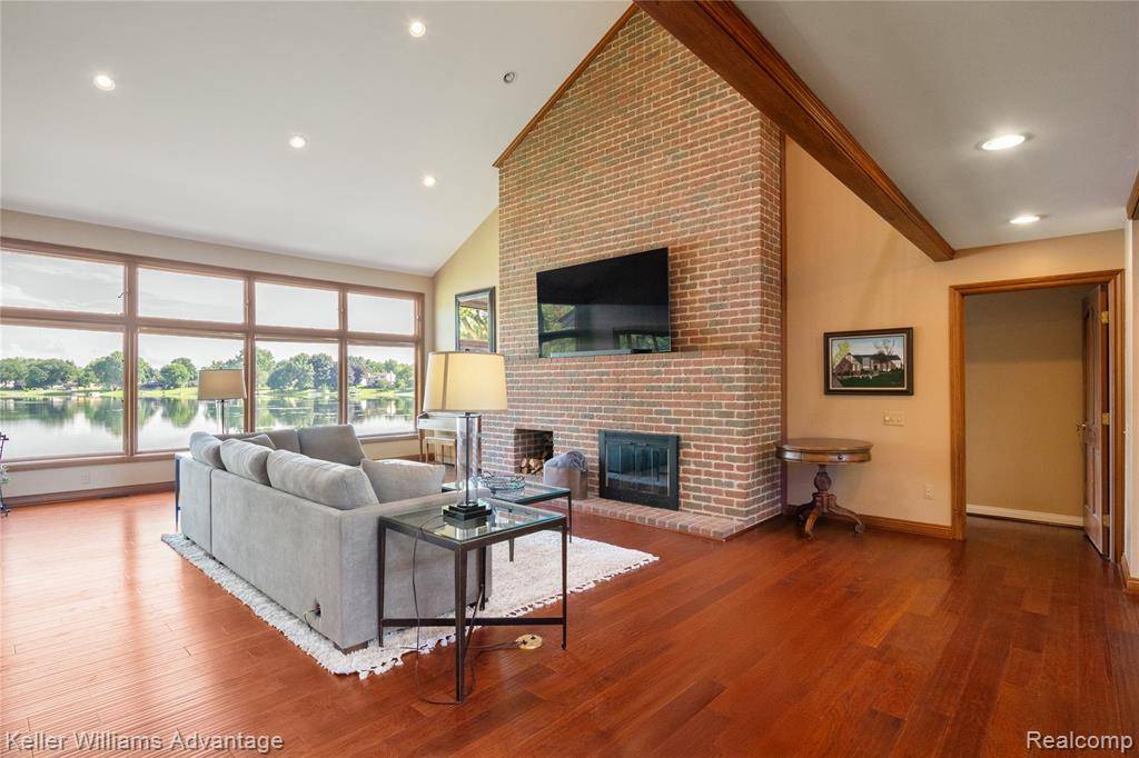 White Lake, MI 48383,2677 Ripple Court